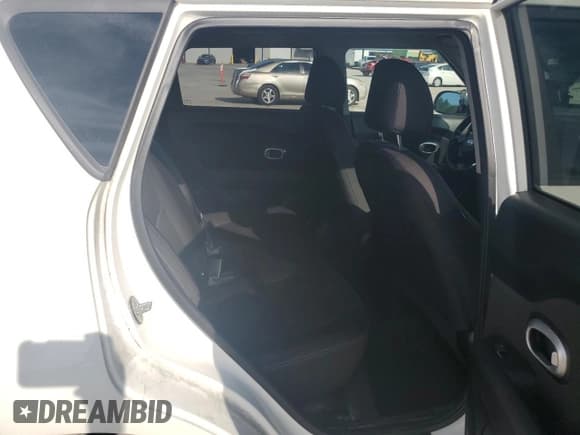 ✅ 2018 Kia Soul • VIN: KNDJN2A26J7598184 • Lot: 69220135. Listed on Copart with 96,715 mi. Free auction sales archive from the USA and detailed vehicle history report at DreamBid. Image 10.