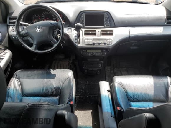 ✅ 2010 Honda Odyssey • VIN: 5FNRL3H81AB507082 • Лот: 62931535. Опубликован ранее на Copart с пробегом 328 109 миль. Бесплатный доступ к архиву аукционных продаж из США и подробный отчёт об истории автомобиля на DreamBid. Изображение 8.