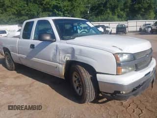 2006 Chevrolet Silverado 1500 LT2 z VIN 2GCEC19T761111139, wystawiony jako IAAI lot #42571721 z przebiegiem 386 403 mil mil oraz . Historia ofert i sprzedaży dostępna na DreamBid. Obrazek 1.