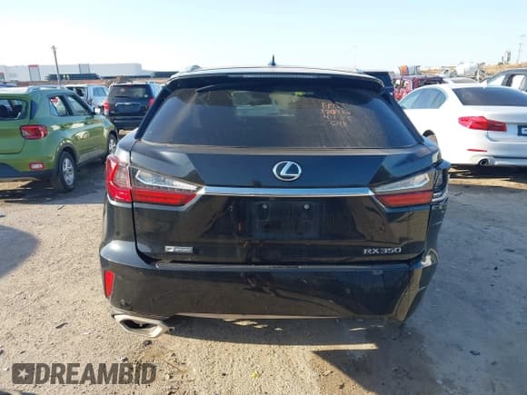 ✅ 2016 Lexus RX 350 • VIN: 2T2BZMCAXGC047428 • Lot: 41992254. Wystawiony na IAAI z przebiegiem 233 391 mil. Bezpłatny archiwum sprzedaży aukcyjnych z USA i szczegółowy raport historii pojazdu na DreamBid. Zdjęcie 17.