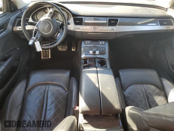 ✅ 2014 Audi S8 • VIN: WAUD2AFD3EN005115 • Lot: 86854735. Listed on Copart with 118,838 mi. Free auction sales archive from the USA and detailed vehicle history report at DreamBid. Image 8.