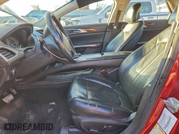 ✅ 2014 Lincoln MKZ Hybrid • VIN: 3LN6L2LU6ER810165 • Lot: 94293145. Wystawiony na Copart z przebiegiem 172 418 mil. Bezpłatny archiwum sprzedaży aukcyjnych z USA i szczegółowy raport historii pojazdu na DreamBid. Zdjęcie 7.