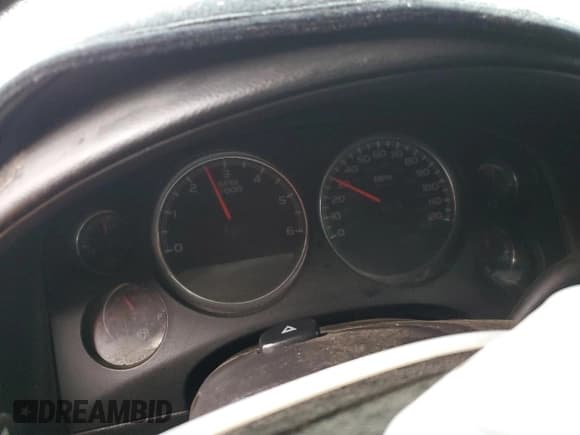 ✅ 2013 Chevrolet Avalanche LS • VIN: 3GNMCEE09DG207476 • Lot: 91057805. Wystawiony na Copart z przebiegiem Nie podano. Bezpłatny archiwum sprzedaży aukcyjnych z USA i szczegółowy raport historii pojazdu na DreamBid. Zdjęcie 9.