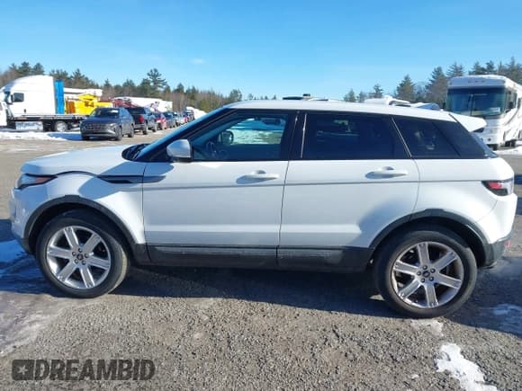 ✅ 2013 Land Rover Range Rover Evoque Pure • VIN: SALVN2BG6DH735191 • Lot: 43864560. Wystawiony na IAAI z przebiegiem 115 995 mil. Bezpłatny archiwum sprzedaży aukcyjnych z USA i szczegółowy raport historii pojazdu na DreamBid. Zdjęcie 14.