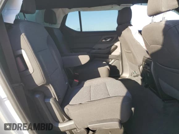 ✅ 2023 Chevrolet Traverse LT Cloth • VIN: 1GNERGKW1PJ326262 • Lot: 93014585. Wystawiony na Copart z przebiegiem 21 397 mil. Bezpłatny archiwum sprzedaży aukcyjnych z USA i szczegółowy raport historii pojazdu na DreamBid. Zdjęcie 11.