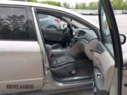 ✅ 2006 Subaru Tribeca 7-Pass • VIN: 4S4WX85C864411120 • Лот: 42353127. Опубликован ранее на IAAI с пробегом 190 416 миль. Бесплатный доступ к архиву аукционных продаж из США и подробный отчёт об истории автомобиля на DreamBid. Изображение 5.