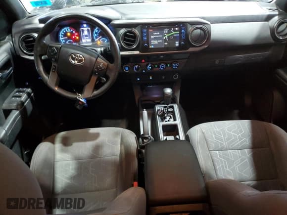 ✅ 2017 Toyota Tacoma SR5 • VIN: 3TMCZ5AN5HM089311 • Lot: 70839025. Listed on Copart with 132,690 mi. Free auction sales archive from the USA and detailed vehicle history report at DreamBid. Image 8.