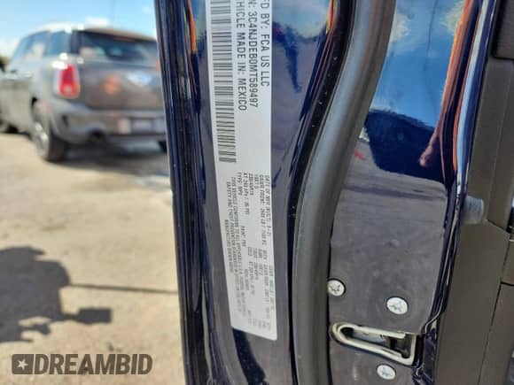 2021 Jeep Compass 80th Anniversary с VIN 3C4NJDEB0MT589497, выставлен на аукционе Copart как лот 71925025 с пробегом 93 232 миль миль и Списание • Salvage title. История ставок и продаж доступна на DreamBid. Изображение 13.