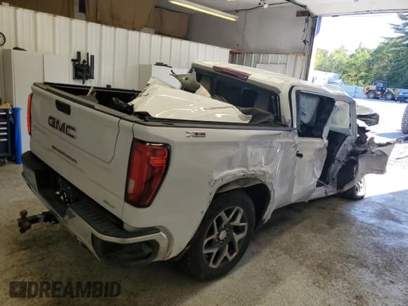 ✅ 2022 GMC Sierra 1500 SLT • VIN: 3GTUUDEL3NG666515 • Lot: 84876315. Listed on Copart with Not provided. Free auction sales archive from the USA and detailed vehicle history report at DreamBid. Image 3.