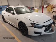 ✅ 2021 Maserati Ghibli S GranLusso • VIN: ZAM57YSL3M1369129 • Lot: 41170125. Wystawiony na IAAI z przebiegiem Nie podano. Bezpłatny archiwum sprzedaży aukcyjnych z USA i szczegółowy raport historii pojazdu na DreamBid. Zdjęcie 1.
