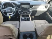 ✅ 2022 Ford Expedition XLT • VIN: 1FMJU1HT3NEA65878 • Лот: 81911975. Опубликован ранее на Copart с пробегом Не указан. Бесплатный доступ к архиву аукционных продаж из США и подробный отчёт об истории автомобиля на DreamBid. Изображение 8.