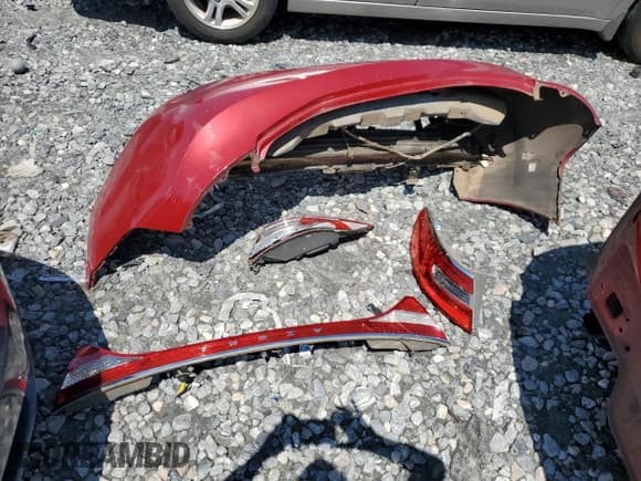 ✅ 2013 Hyundai Azera • VIN: KMHFH4JG5DA233387 • Lot: 61976845. Wystawiony na Copart z przebiegiem 199 432 mil. Bezpłatny archiwum sprzedaży aukcyjnych z USA i szczegółowy raport historii pojazdu na DreamBid. Zdjęcie 12.