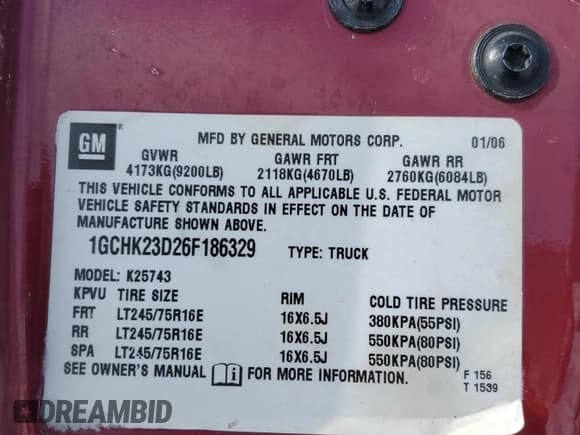 ✅ 2006 Chevrolet Silverado 2500HD LT1 • VIN: 1GCHK23D26F186329 • Lot: 41633675. Wystawiony na Copart z przebiegiem 231 536 mil. Bezpłatny archiwum sprzedaży aukcyjnych z USA i szczegółowy raport historii pojazdu na DreamBid. Zdjęcie 15.