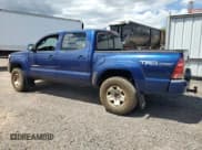 ✅ 2015 Toyota Tacoma • VIN: 3TMLU4EN4FM166332 • Lot: 58080185. Listed on Copart with 94,135 mi. Free auction sales archive from the USA and detailed vehicle history report at DreamBid. Image 2.