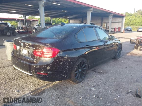 ✅ 2012 BMW 3 Series 328i • VIN: WBA3A5C55CF256230 • Лот: 42847878. Опубликован ранее на IAAI с пробегом Не указан. Бесплатный доступ к архиву аукционных продаж из США и подробный отчёт об истории автомобиля на DreamBid. Изображение 4.