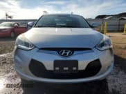 ✅ 2013 Hyundai Veloster w/Black Int • VIN: KMHTC6AD4DU163477 • Lot: 74700604. Wystawiony na Copart z przebiegiem 109 184 mil. Bezpłatny archiwum sprzedaży aukcyjnych z USA i szczegółowy raport historii pojazdu na DreamBid. Zdjęcie 5.