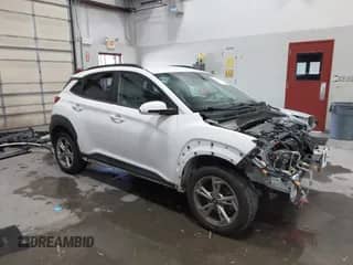 2022 Hyundai Kona SEL с VIN KM8K6CAB3NU774649, выставлен на аукционе IAAI как лот 43463411 с пробегом 73 413 миль миль и . История ставок и продаж доступна на DreamBid. Изображение 1.