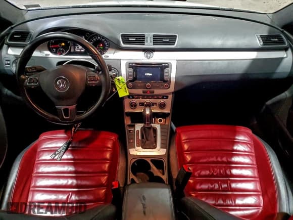 ✅ 2015 Volkswagen CC Sport • VIN: WVWBP7ANXFE829399 • Lot: 95201435. Listed on Copart with 182,981 mi. Free auction sales archive from the USA and detailed vehicle history report at DreamBid. Image 8.