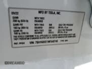 ✅ 2022 Tesla Model Y Long Range • VIN: 7SAYGDEE1NF540740 • Lot: 70879985. Wystawiony na Copart z przebiegiem 29 702 mil. Bezpłatny archiwum sprzedaży aukcyjnych z USA i szczegółowy raport historii pojazdu na DreamBid. Zdjęcie 13.