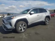 ✅ 2024 Toyota RAV4 SE • VIN: JTMAB3FV0RD225835 • Лот: 84649525. Опубликован ранее на Copart с пробегом 4 622 миль. Бесплатный доступ к архиву аукционных продаж из США и подробный отчёт об истории автомобиля на DreamBid. Изображение 1.