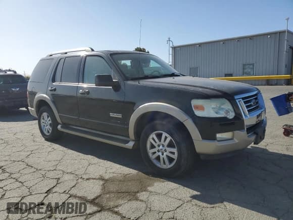 ✅ 2006 Ford Explorer Eddie Bauer • VIN: 1FMEU74E06UB68338 • Lot: 60930235. Wystawiony na Copart z przebiegiem 174 529 mil. Bezpłatny archiwum sprzedaży aukcyjnych z USA i szczegółowy raport historii pojazdu na DreamBid. Zdjęcie 4.