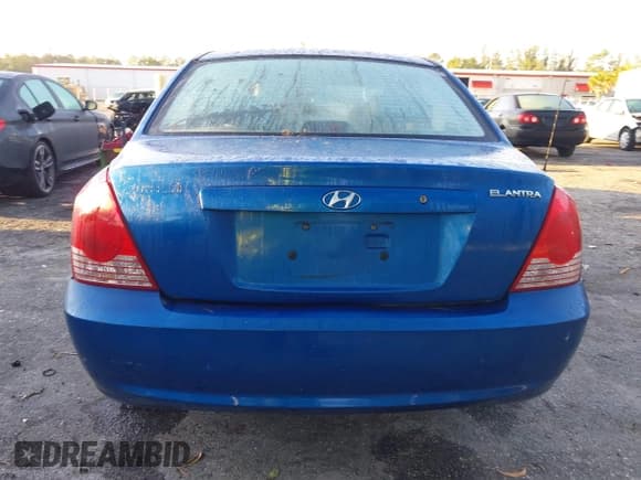 ✅ 2005 Hyundai Elantra GLS • VIN: KMHDN46D95U190977 • Lot: 41889510. Listed on IAAI with 144,668 mi. Free auction sales archive from the USA and detailed vehicle history report at DreamBid. Image 17.