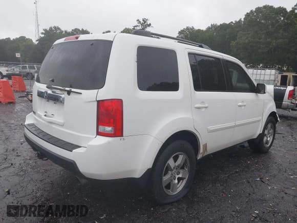 ✅ 2009 Honda Pilot EX-L • VIN: 5FNYF38549B024805 • Lot: 42904416. Wystawiony na IAAI z przebiegiem 221 601 mil. Bezpłatny archiwum sprzedaży aukcyjnych z USA i szczegółowy raport historii pojazdu na DreamBid. Zdjęcie 4.
