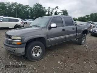 2002 Chevrolet Silverado 1500HD LS с VIN 1GCGK13U92F199658, выставлен на аукционе Copart как лот 64032805 с пробегом Не указан миль и Списание • Salvage title. История ставок и продаж доступна на DreamBid. Изображение 1.