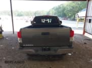 ✅ 2011 Toyota Tundra • VIN: 5TFRY5F18BX115310 • Lot: 42672291. Wystawiony na IAAI z przebiegiem 150 261 mil. Bezpłatny archiwum sprzedaży aukcyjnych z USA i szczegółowy raport historii pojazdu na DreamBid. Zdjęcie 17.