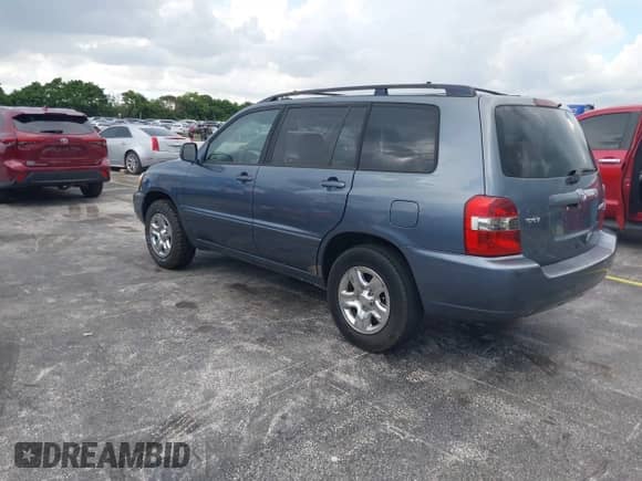 2004 Toyota Highlander с VIN JTEGD21A540087837, выставлен на аукционе IAAI как лот 43330097 с пробегом 200 220 миль миль и . История ставок и продаж доступна на DreamBid. Изображение 3.