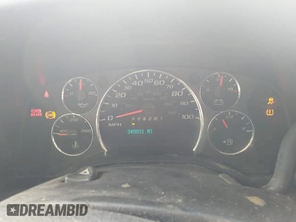 ✅ 2011 Chevrolet Express Cargo • VIN: 1GCWGFBA4B1130889 • Lot: 42071892. Listed on IAAI with 340,031 mi. Free auction sales archive from the USA and detailed vehicle history report at DreamBid. Image 7.