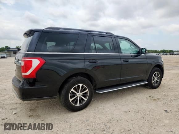 ✅ 2018 Ford Expedition XLT • VIN: 1FMJU1HT4JEA33760 • Lot: 59772635. Listed on Copart with 133,759 mi. Free auction sales archive from the USA and detailed vehicle history report at DreamBid. Image 3.