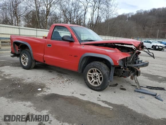 ✅ 2002 Dodge Dakota • VIN: 1B7FL16X92S669659 • Lot: 86835994. Wystawiony na Copart z przebiegiem 134 893 mil. Bezpłatny archiwum sprzedaży aukcyjnych z USA i szczegółowy raport historii pojazdu na DreamBid. Zdjęcie 4.