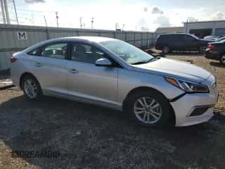 2017 Hyundai Sonata 2.4L with VIN 5NPE24AF9HH568367, listed as a Copart auction lot 82130295 with 16,888 mi miles and Salvage title. Bid and sale history available at DreamBid. Image 4.