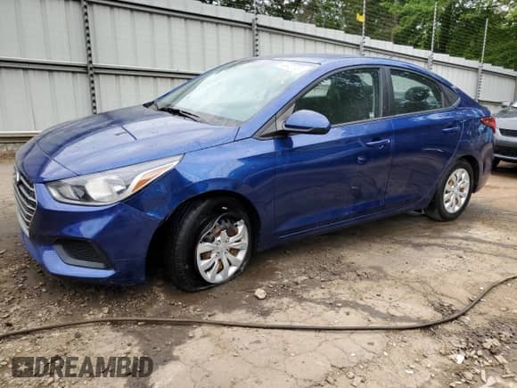 2020 Hyundai Accent SE z VIN 3KPC24A65LE114492, wystawiony jako Copart lot #53401724 z przebiegiem 89 803 mil mil oraz . Historia ofert i sprzedaży dostępna na DreamBid. Obrazek 1.