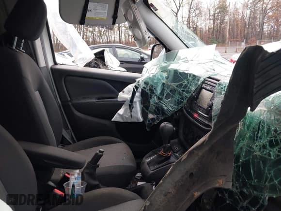 ✅ 2022 Ram ProMaster City Passenger • VIN: ZFB636VP4N6W08900 • Лот: 40868566. Опубликован ранее на IAAI с пробегом Не указан. Бесплатный доступ к архиву аукционных продаж из США и подробный отчёт об истории автомобиля на DreamBid. Изображение 5.