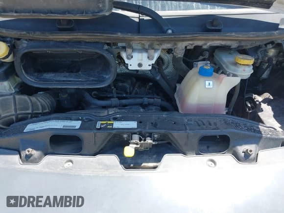 ✅ 2016 Ram ProMaster Cargo • VIN: 3C6TRVDG7GE128770 • Lot: 42604865. Wystawiony na IAAI z przebiegiem 131 183 mil. Bezpłatny archiwum sprzedaży aukcyjnych z USA i szczegółowy raport historii pojazdu na DreamBid. Zdjęcie 10.