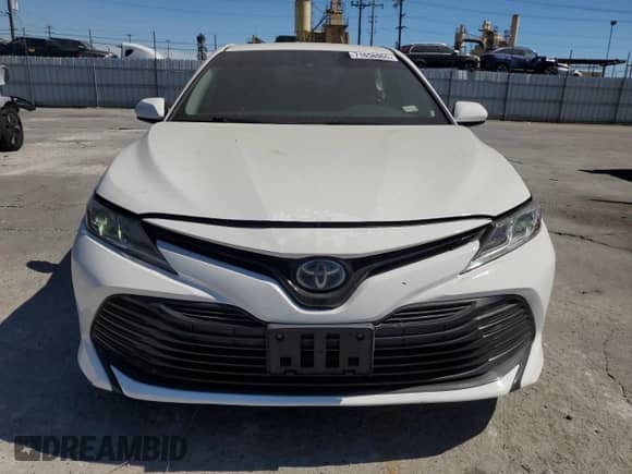 2020 Toyota Camry Hybrid LE with VIN 4T1C31AK7LU011371, listed as a Copart auction lot 71658965 with 122,867 mi miles and Salvage title. Bid and sale history available at DreamBid. Image 5.
