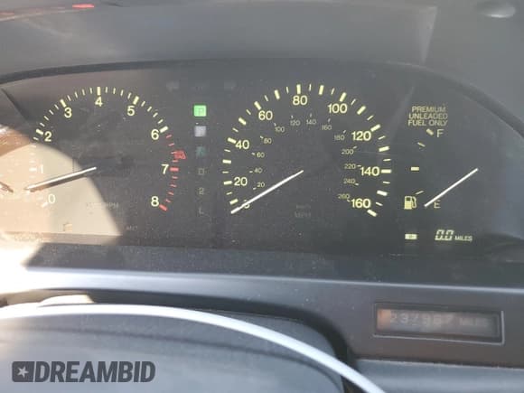 ✅ 1990 Lexus LS • VIN: JT8UF11E5L0046216 • Лот: 79510594. Опубликован ранее на Copart с пробегом 237 962 миль. Бесплатный доступ к архиву аукционных продаж из США и подробный отчёт об истории автомобиля на DreamBid. Изображение 9.