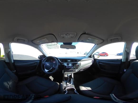 ✅ 2018 Toyota Corolla SE • VIN: 5YFBURHE2JP775327 • Lot: 43616858. Listed on IAAI with 41,155 mi. Free auction sales archive from the USA and detailed vehicle history report at DreamBid. Image 18.