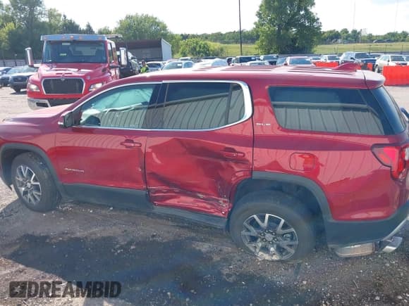 ✅ 2023 GMC Acadia SLE • VIN: 1GKKNKL43PZ236527 • Lot: 42950124. Wystawiony na IAAI z przebiegiem 8 841 mil. Bezpłatny archiwum sprzedaży aukcyjnych z USA i szczegółowy raport historii pojazdu na DreamBid. Zdjęcie 14.