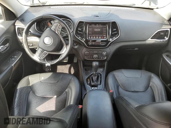 ✅ 2019 Jeep Cherokee Limited • VIN: 1C4PJLDN7KD135815 • Лот: 55312745. Опубликован ранее на Copart с пробегом 74 868 миль. Бесплатный доступ к архиву аукционных продаж из США и подробный отчёт об истории автомобиля на DreamBid. Изображение 8.