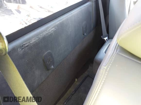 2010 Chevrolet Silverado 1500 Work Truck with VIN 1GCPKPEA0AZ127539, listed as a IAAI auction lot 43450669 with 180,695 mi miles and . Bid and sale history available at DreamBid. Image 8.