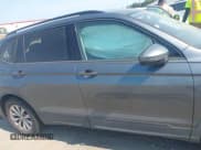 ✅ 2019 Volkswagen Tiguan S • VIN: 3VV1B7AX4KM085980 • Lot: 42156717. Wystawiony na IAAI z przebiegiem 103 104 mil. Bezpłatny archiwum sprzedaży aukcyjnych z USA i szczegółowy raport historii pojazdu na DreamBid. Zdjęcie 13.