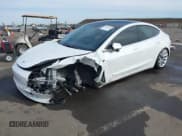 ✅ 2020 Tesla Model 3 Long Range • VIN: 5YJ3E1EB9LF621712 • Lot: 43666600. Wystawiony na IAAI z przebiegiem 177 008 mil. Bezpłatny archiwum sprzedaży aukcyjnych z USA i szczegółowy raport historii pojazdu na DreamBid. Zdjęcie 17.