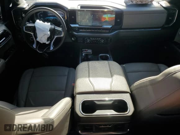 ✅ 2024 Chevrolet Silverado 1500 LTZ • VIN: 1GCUDGED5RZ334513 • Lot: 72068305. Listed on Copart with 37,740 mi. Free auction sales archive from the USA and detailed vehicle history report at DreamBid. Image 8.