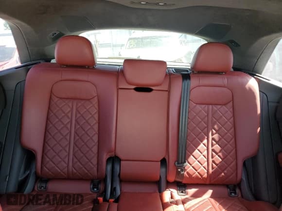 ✅ 2021 Audi SQ8 Prestige • VIN: WA1CWBF13MD022820 • Lot: 56576085. Listed on Copart with 59,753 mi. Free auction sales archive from the USA and detailed vehicle history report at DreamBid. Image 10.