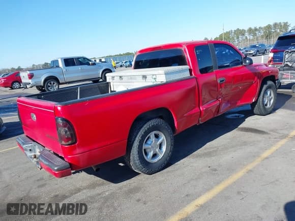 ✅ 2000 Dodge Dakota • VIN: 1B7GL22X1YS507257 • Lot: 41348600. Wystawiony na IAAI z przebiegiem 172 423 mil. Bezpłatny archiwum sprzedaży aukcyjnych z USA i szczegółowy raport historii pojazdu na DreamBid. Zdjęcie 4.