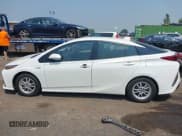 ✅ 2017 Toyota Prius Plus • VIN: JTDKARFP0H3030480 • Lot: 42903613. Wystawiony na IAAI z przebiegiem 148 627 mil. Bezpłatny archiwum sprzedaży aukcyjnych z USA i szczegółowy raport historii pojazdu na DreamBid. Zdjęcie 14.