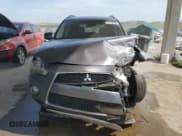 ✅ 2012 Mitsubishi Outlander SE • VIN: JA4AS3AW4CU027714 • Lot: 57773435. Wystawiony na Copart z przebiegiem 148 897 mil. Bezpłatny archiwum sprzedaży aukcyjnych z USA i szczegółowy raport historii pojazdu na DreamBid. Zdjęcie 5.